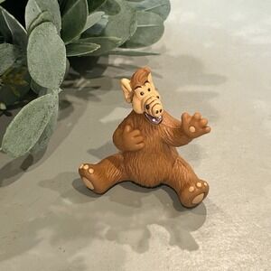 Vintage ALF Soft PVC Figure Russ Toys 80's TV Alien‎ Sitting Figurine Mini
